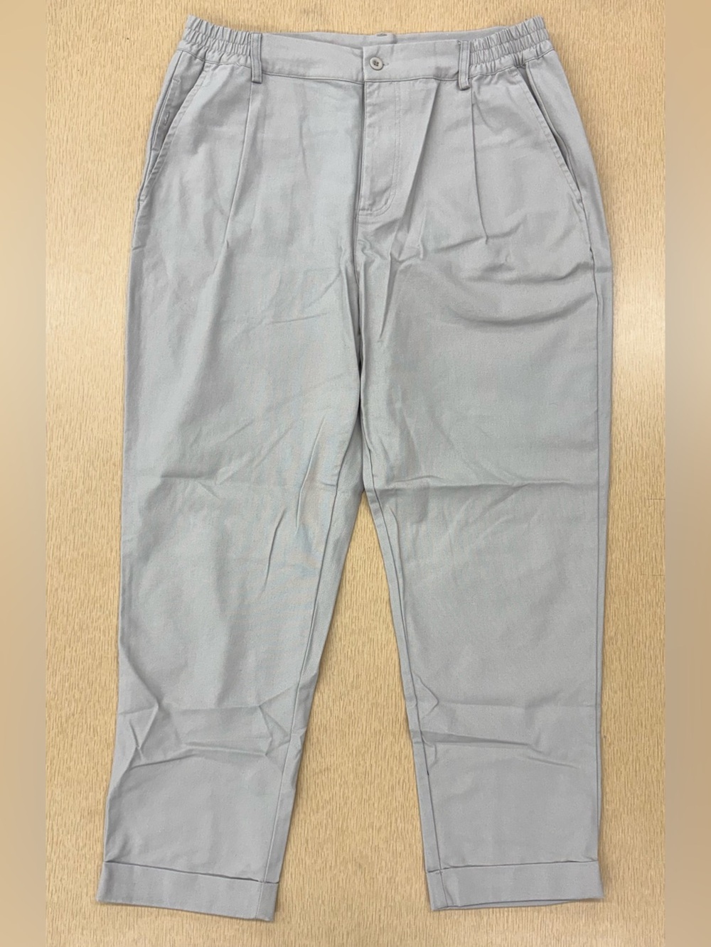 Light gray pleated linen blend cuffed ankle pants